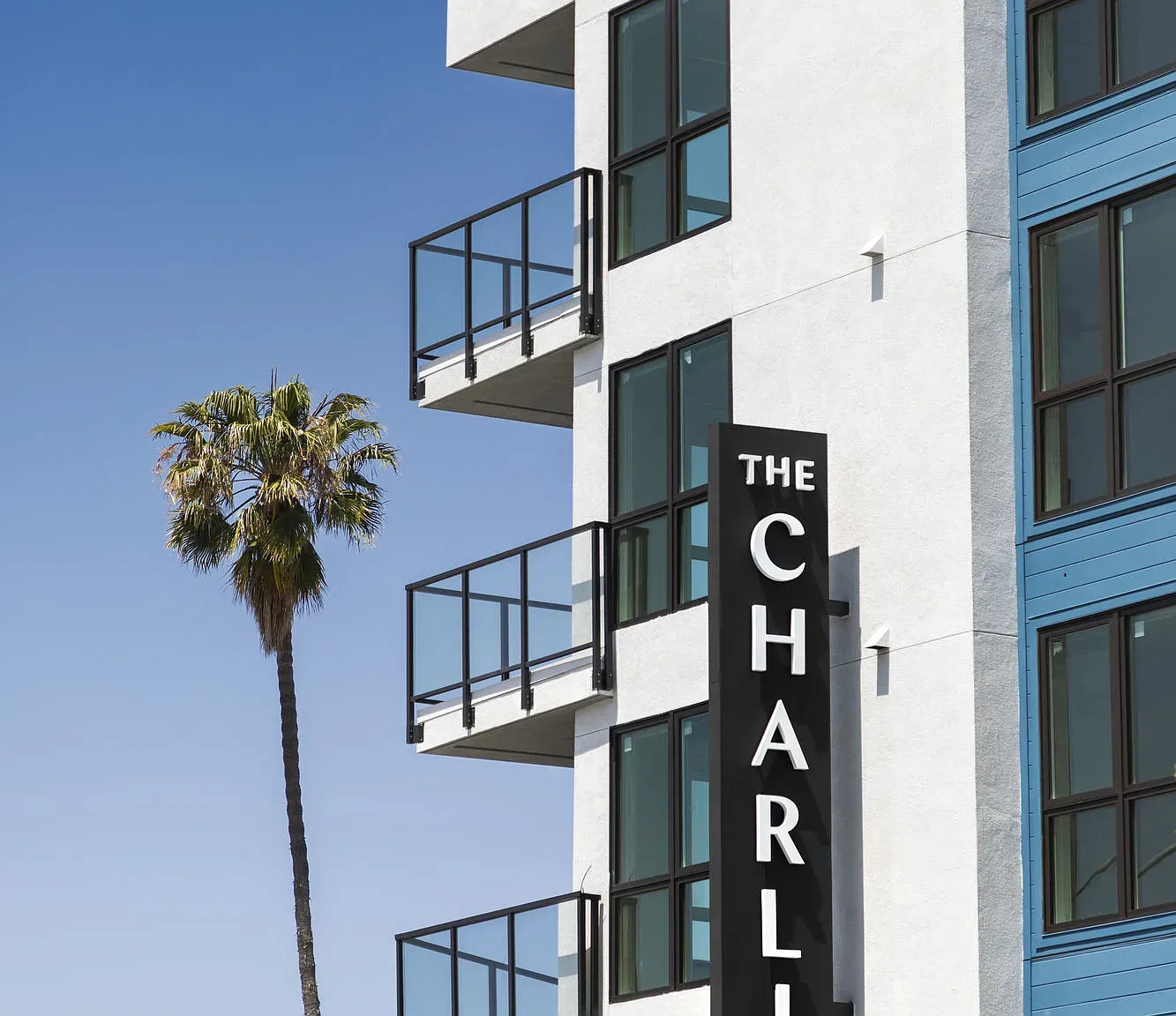 The Charlie Mar Vista exterior